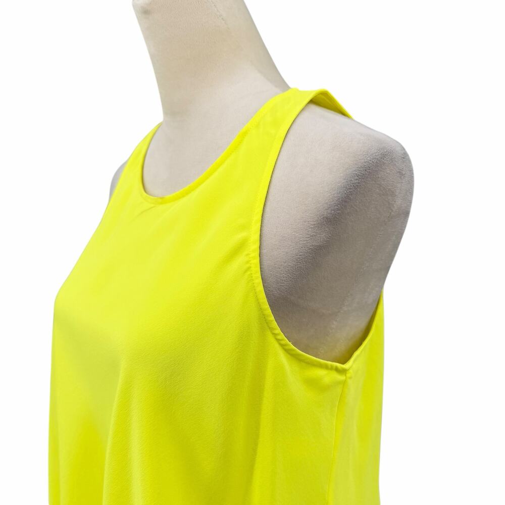 Trina Turk NWT Kesso Bright Neon Yellow 100% Silk Layered Hem Tank Blouse - Picture 5 of 10